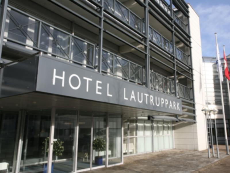 Hotel Lautrup Park บาลเลอรุพ ภายนอก รูปภาพ